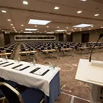 Holiday Inn Bratislava Hotel 4*