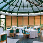 Holiday Inn Bratislava 4*