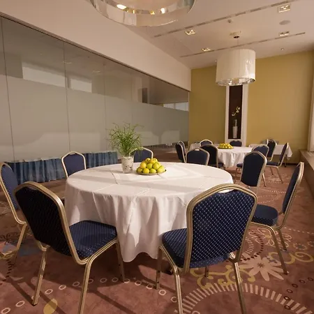 Hotel Holiday Inn Bratislava