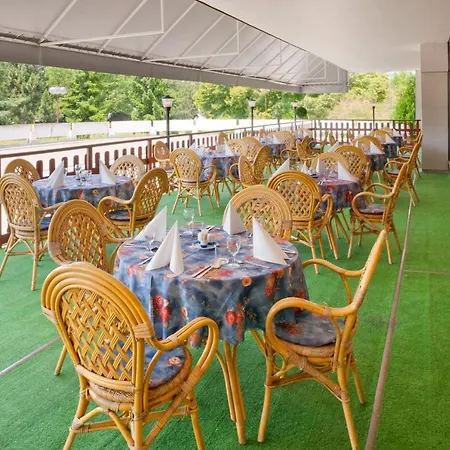 Holiday Inn Bratislava Hotel