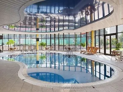 Hotell Holiday Inn Bratislava 4*
