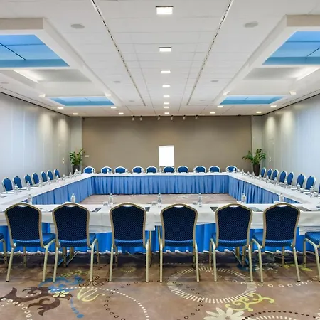 Otel Holiday Inn Bratislava 4*